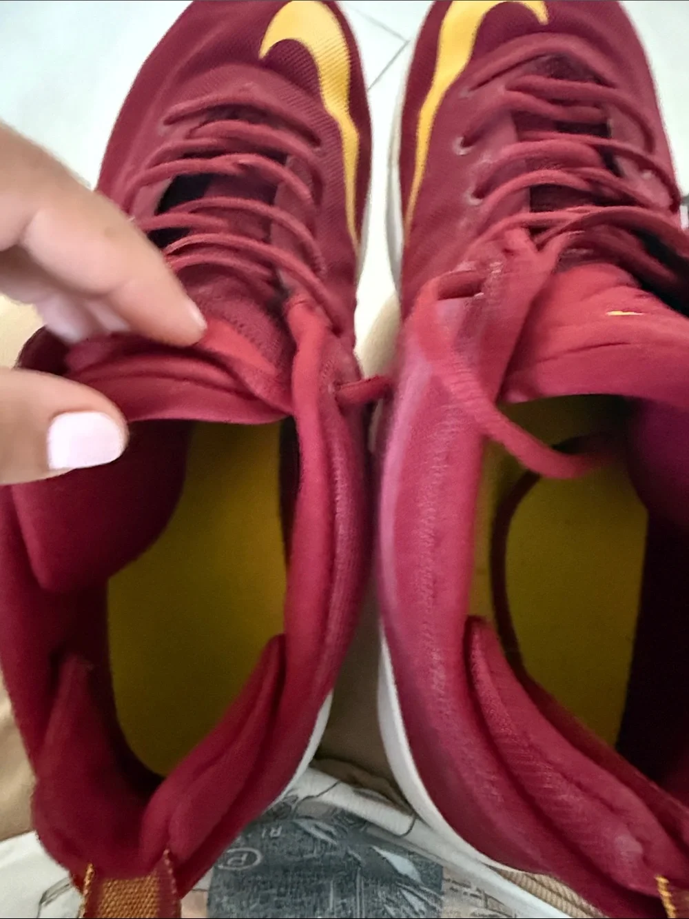 Nike LeBron witness V(5) basketball shoes
